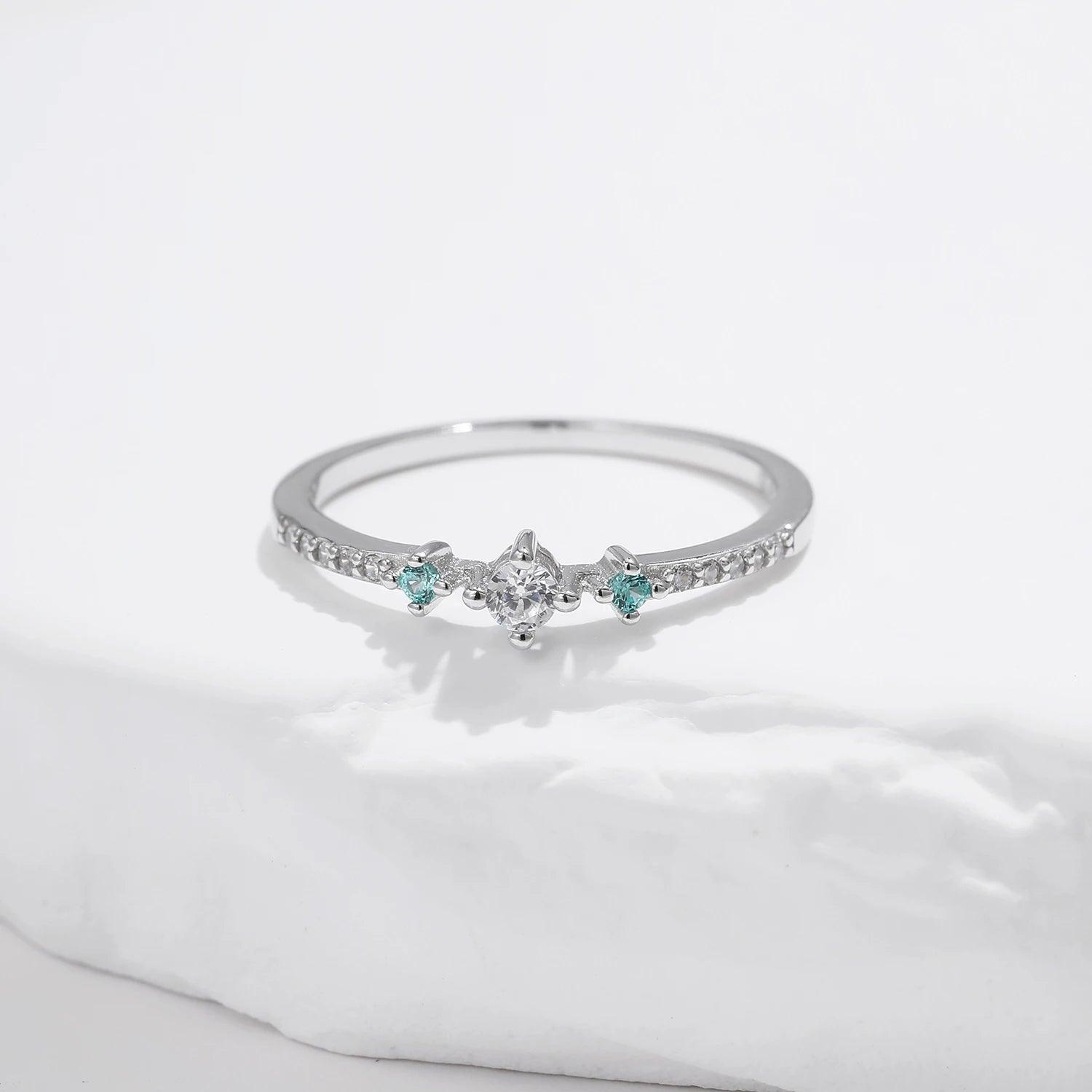 Anel, Anel Feminino, Vivara Anel, Anel Dedo Mindinho, Anel Dedo Indicador, Anel com Pedras, Anel com Zirconia Azul, Zircônia Pedra, Anel de Zircônia