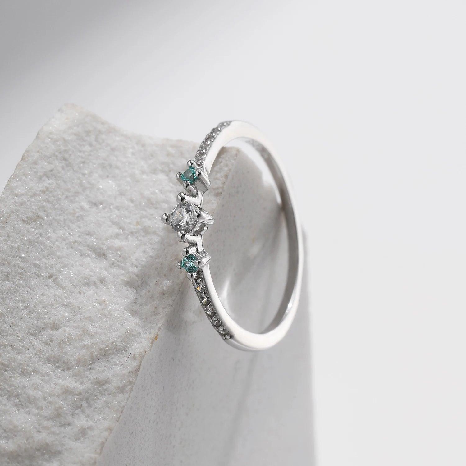 Anel, Anel Feminino, Vivara Anel, Anel Dedo Mindinho, Anel Dedo Indicador, Anel com Pedras, Anel com Zirconia Azul, Zircônia Pedra, Anel de Zircônia