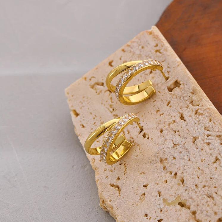 Brinco Argola Dupla com Pedras Banhada a Ouro 18K