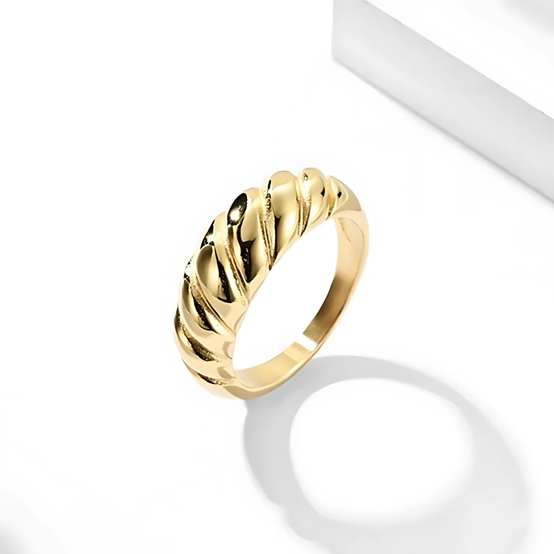 Anel Croissant Banhado a Ouro 18K
