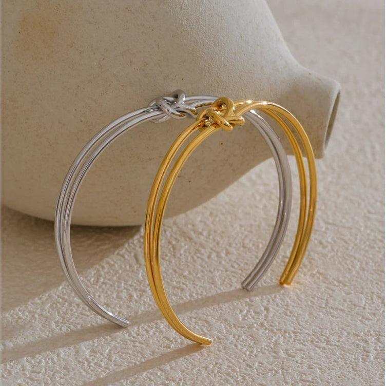 Bracelete Nó Banhado a Prata 925