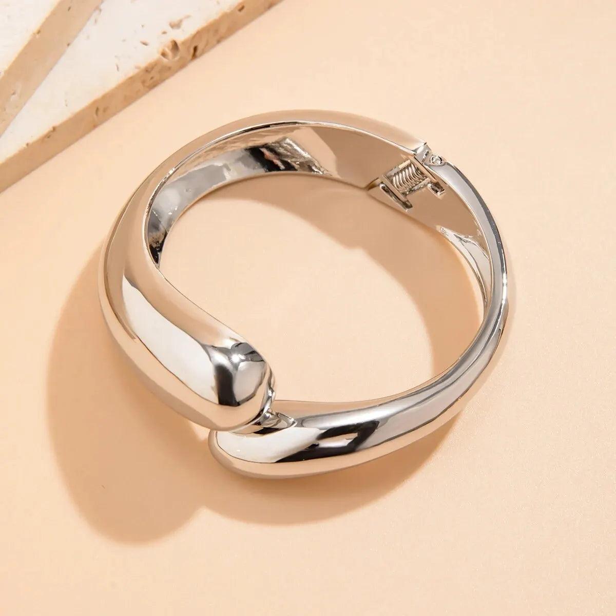 Bracelete Gota D'água Banhado a Prata 925