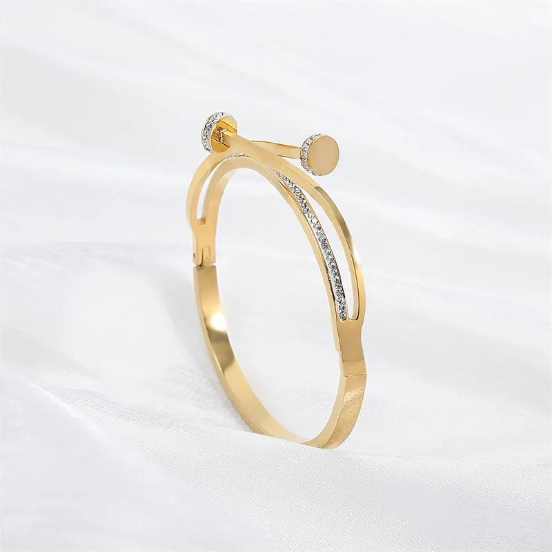 Bracelete Prego Banhado a Ouro 18K