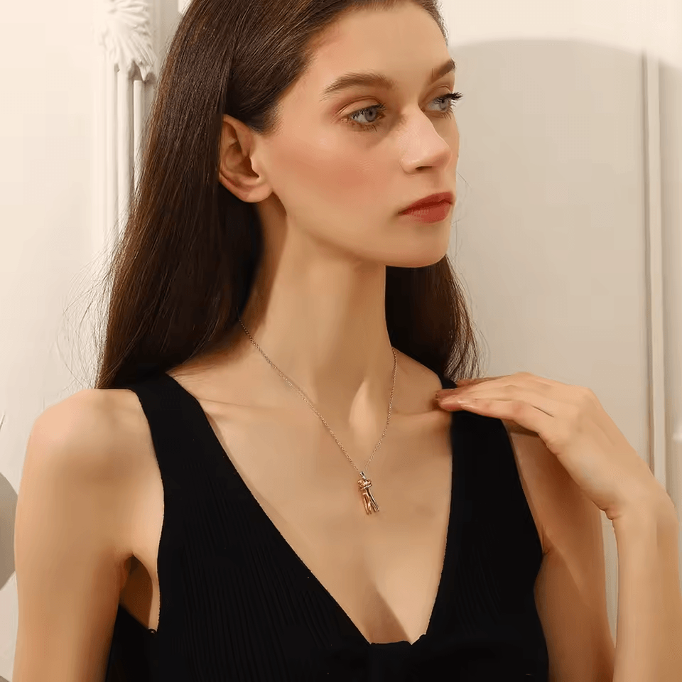 Colar Embrace Banhado a Ouro 18K